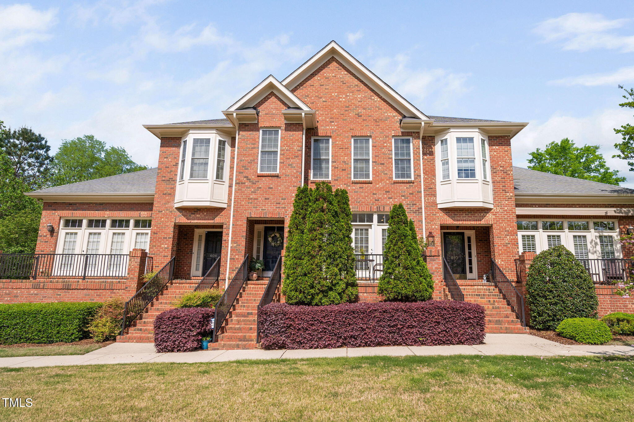 608 Derby Court