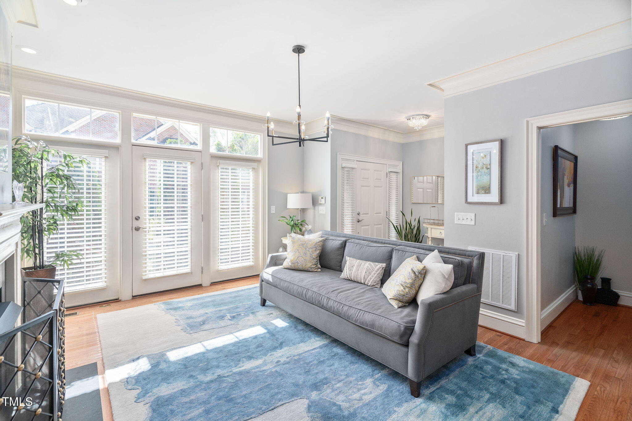 608 Derby Court