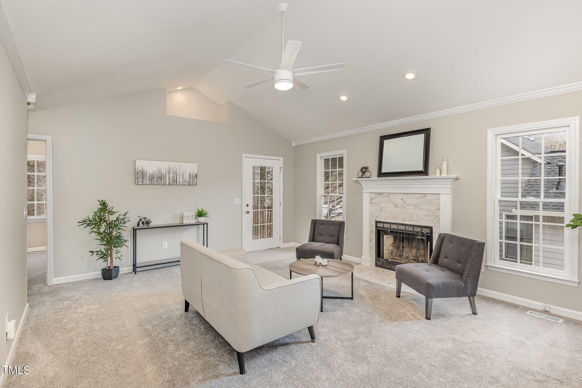 904 Amersham Lane