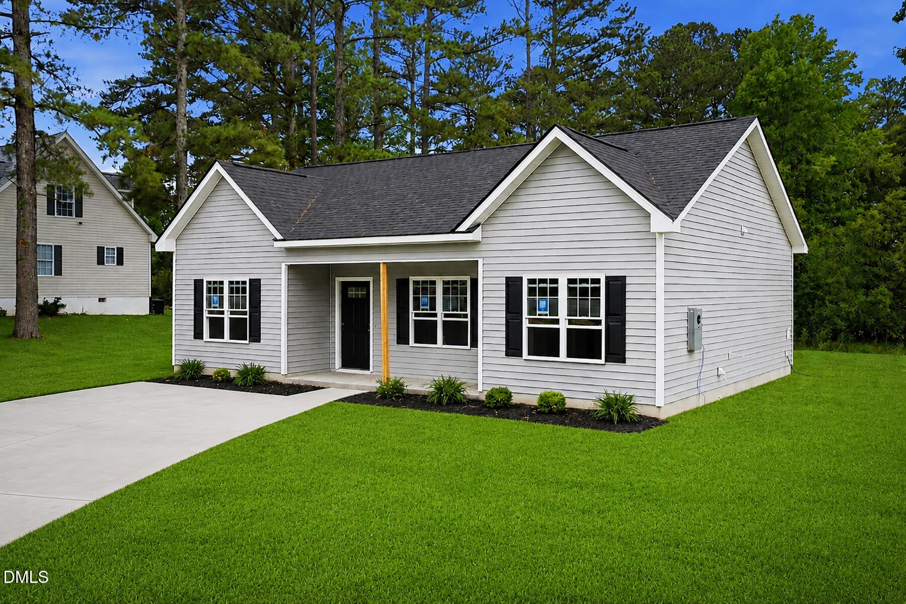 1126 Aquilla Road