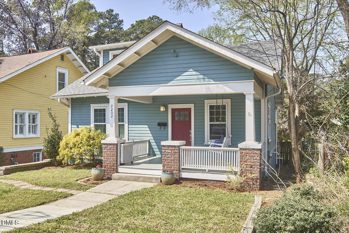 2202 Chapel Hill Road