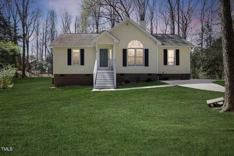 Single Family Residence in Youngsville NC 341 Thornwood Lane Lane.jpg