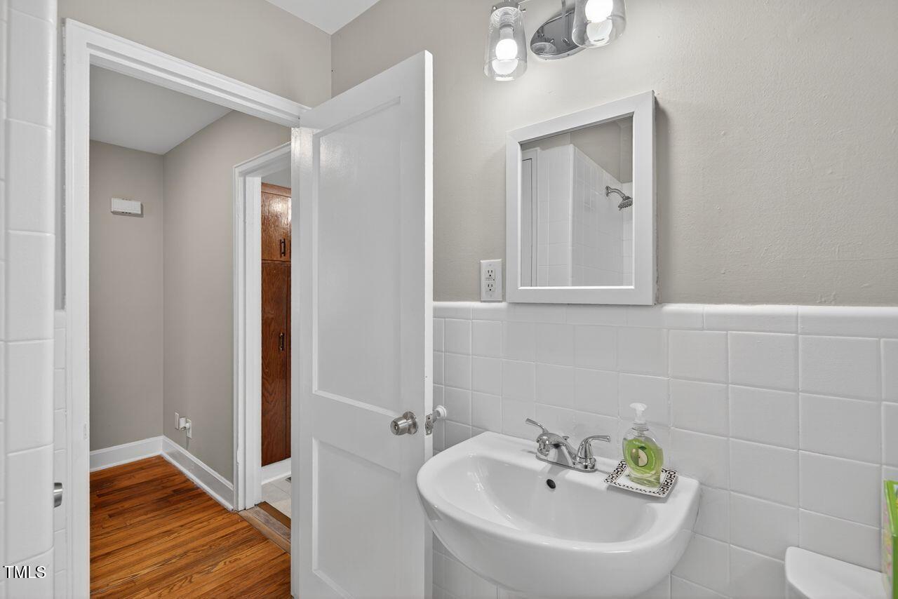 Durham, North Carolina 27704, United States, 2 Bedrooms Bedrooms, ,1 BathroomBathrooms,Residential,Active,190866