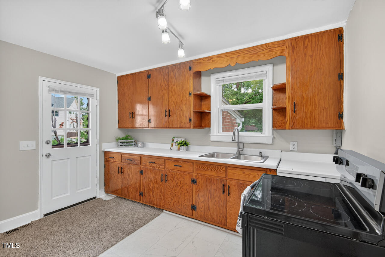 Durham, North Carolina 27704, United States, 2 Bedrooms Bedrooms, ,1 BathroomBathrooms,Residential,Active,190866