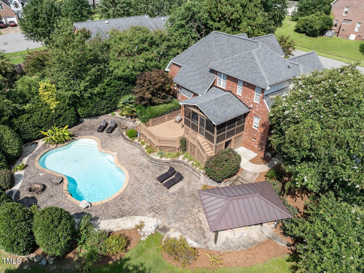 900 Old Baron Drive