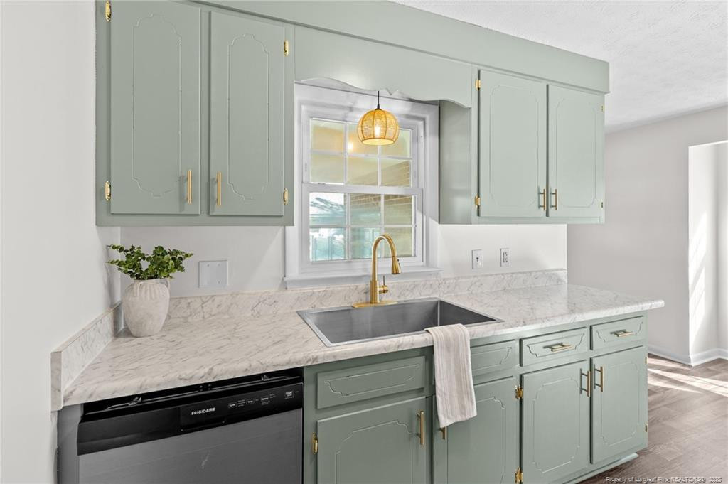 2175 Quailridge Drive