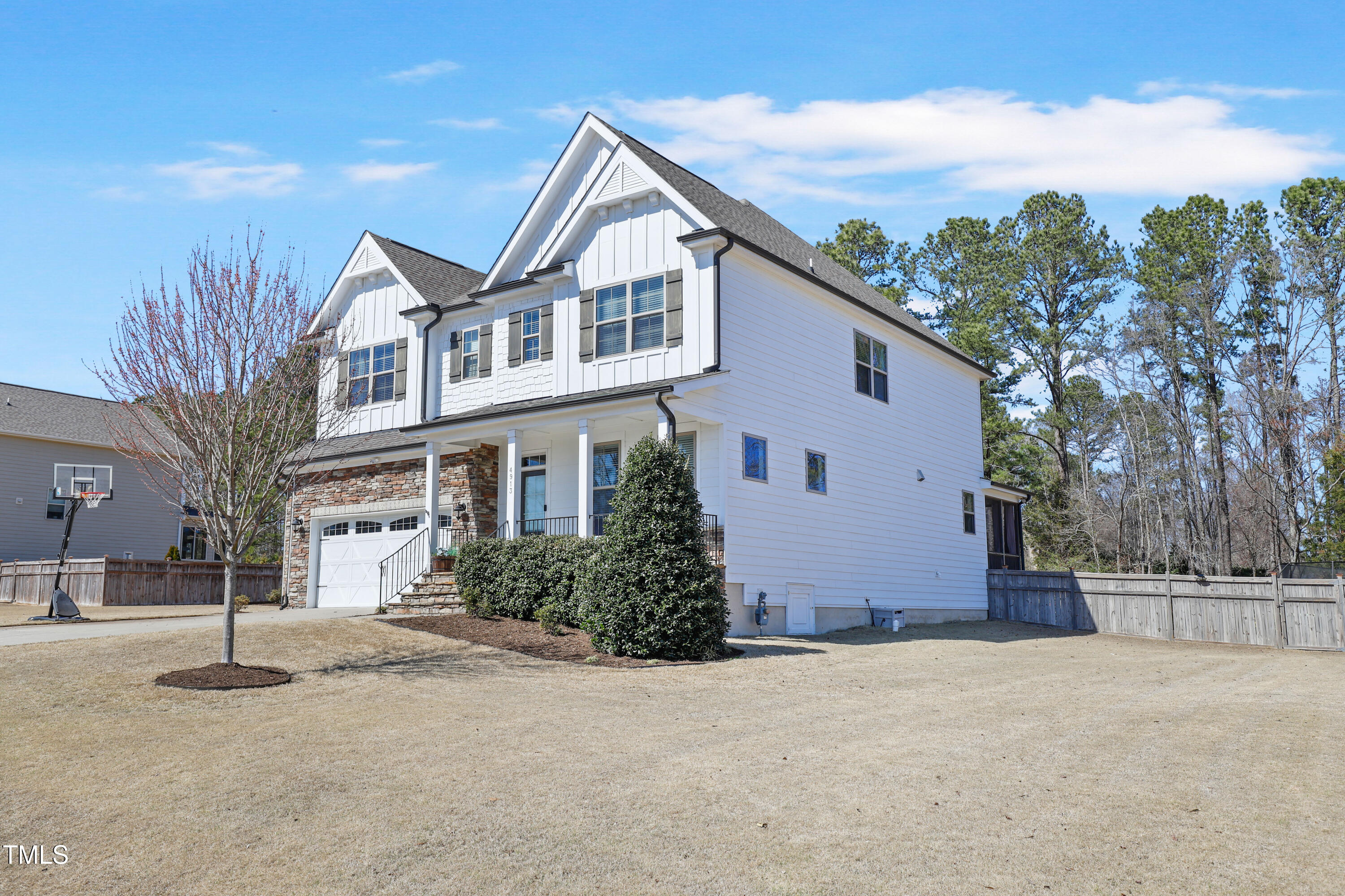 4913 Sunset Stream Drive
