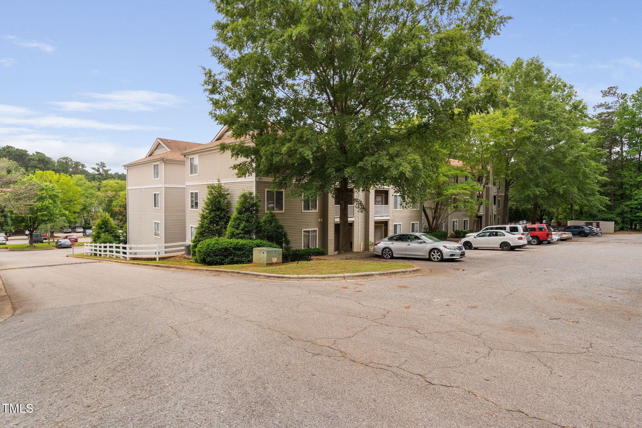 1230 University Court 102