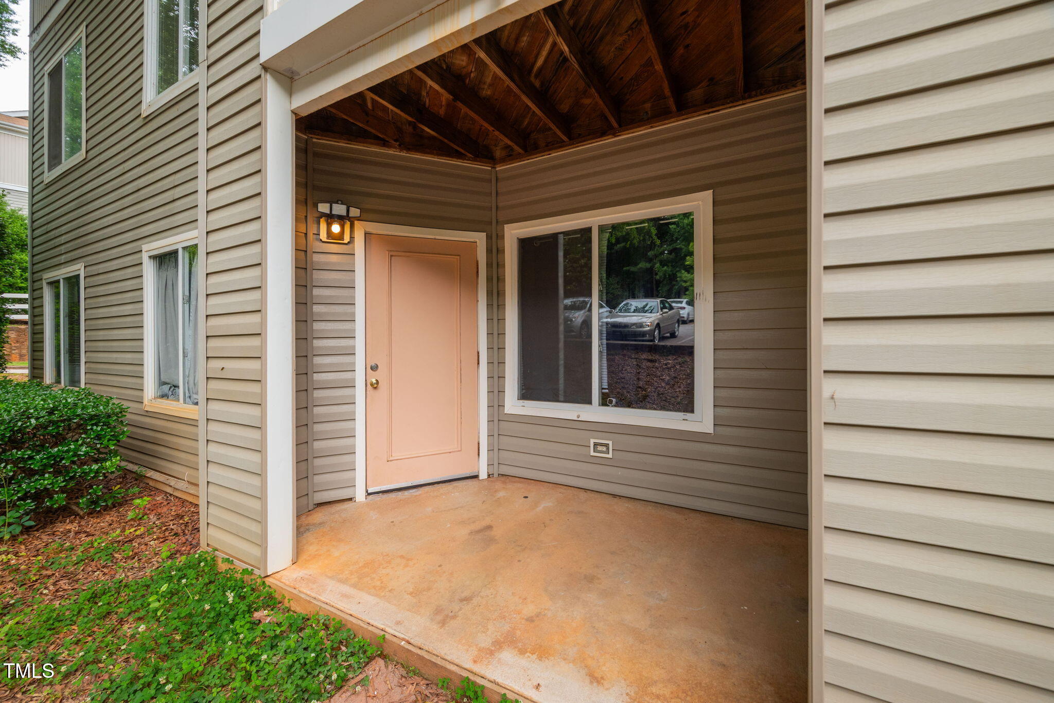 1230 University Court 102