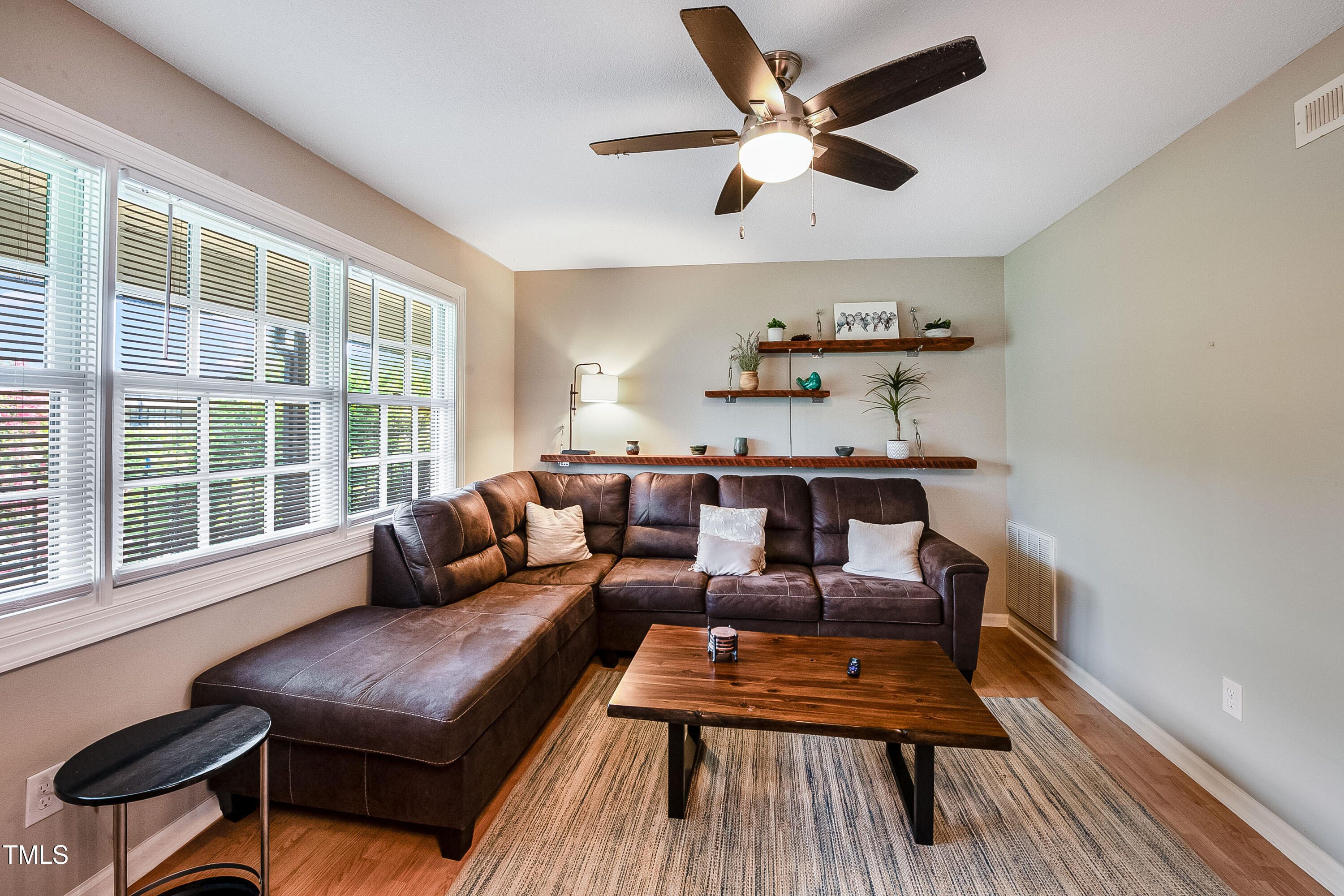 807 W Trinity Avenue 232