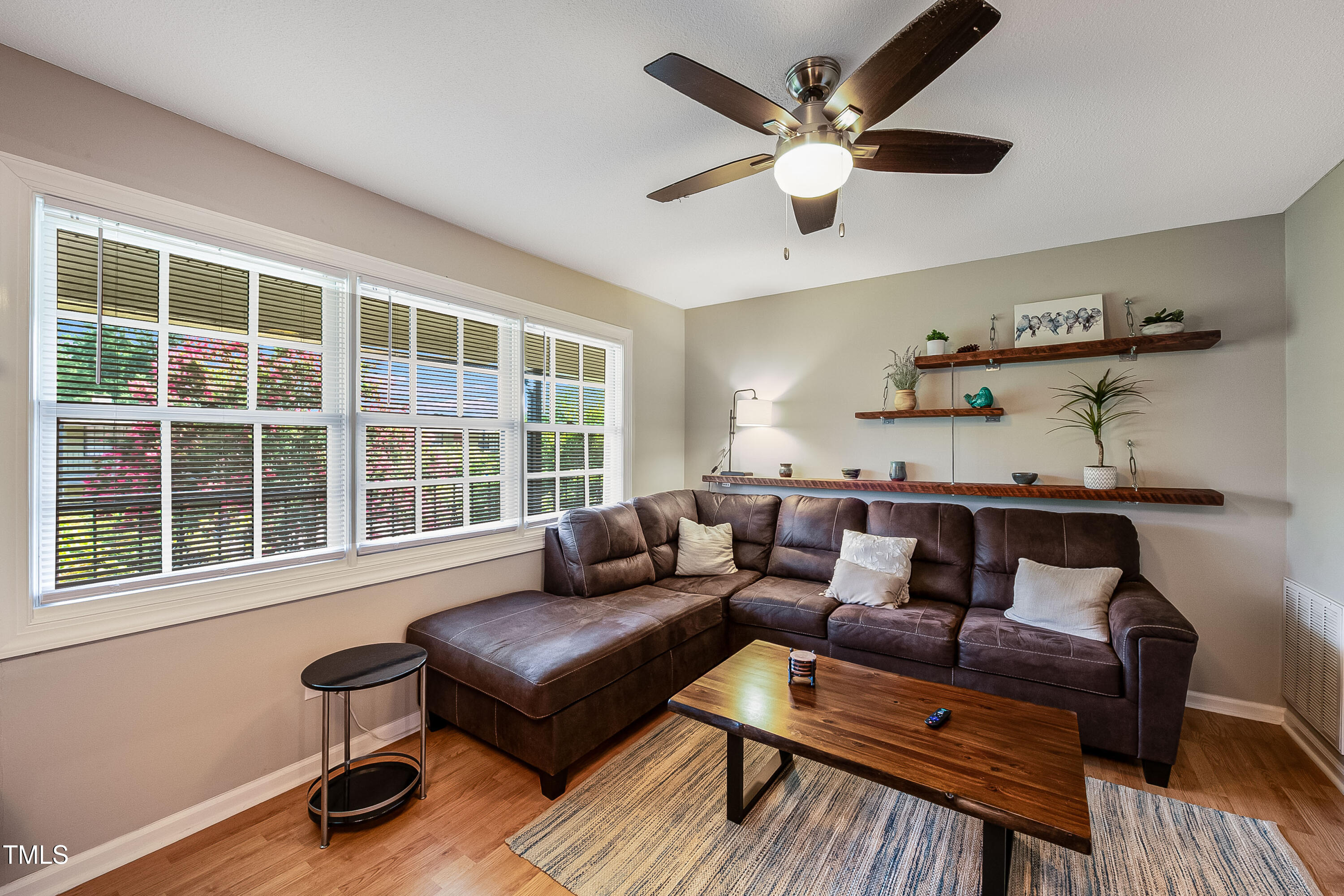 807 W Trinity Avenue 232