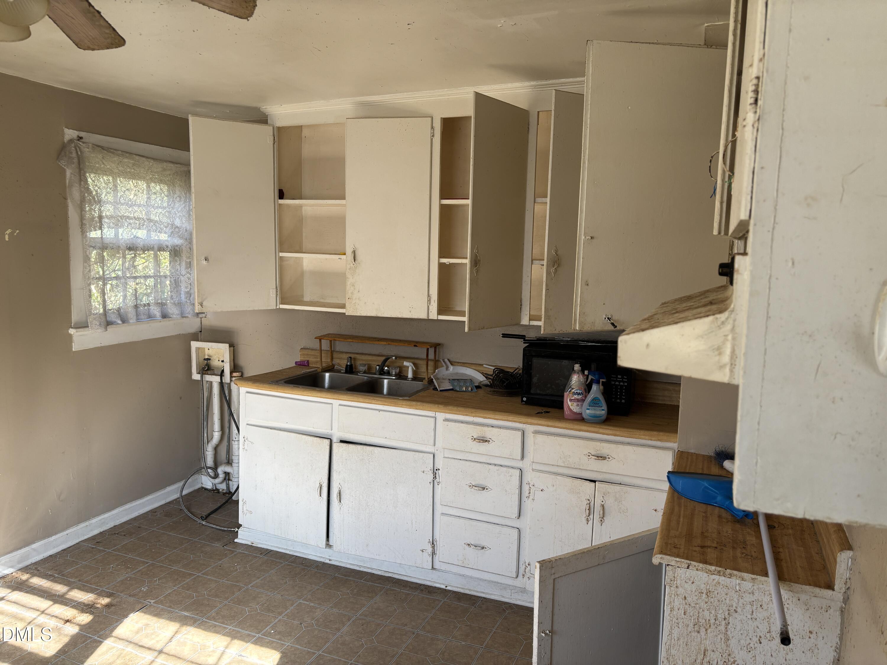 413 Kingsbury Street