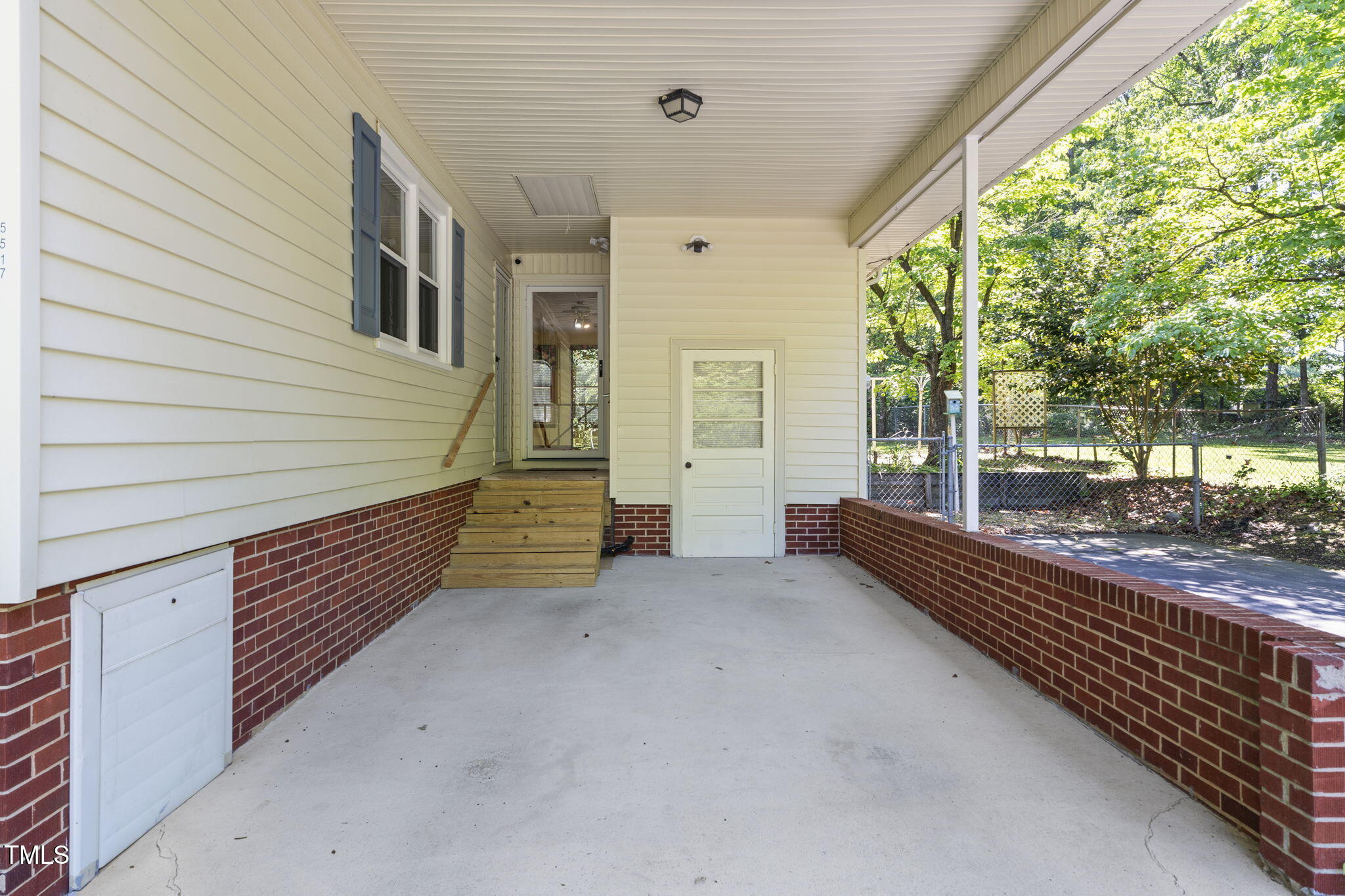 5517 Spring Road