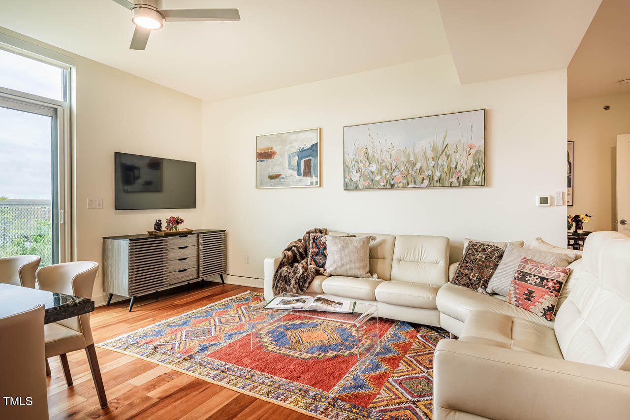 601 W Rosemary Street 418