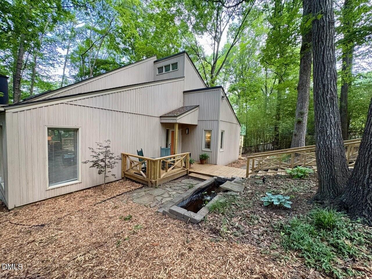 2901 Debra Drive