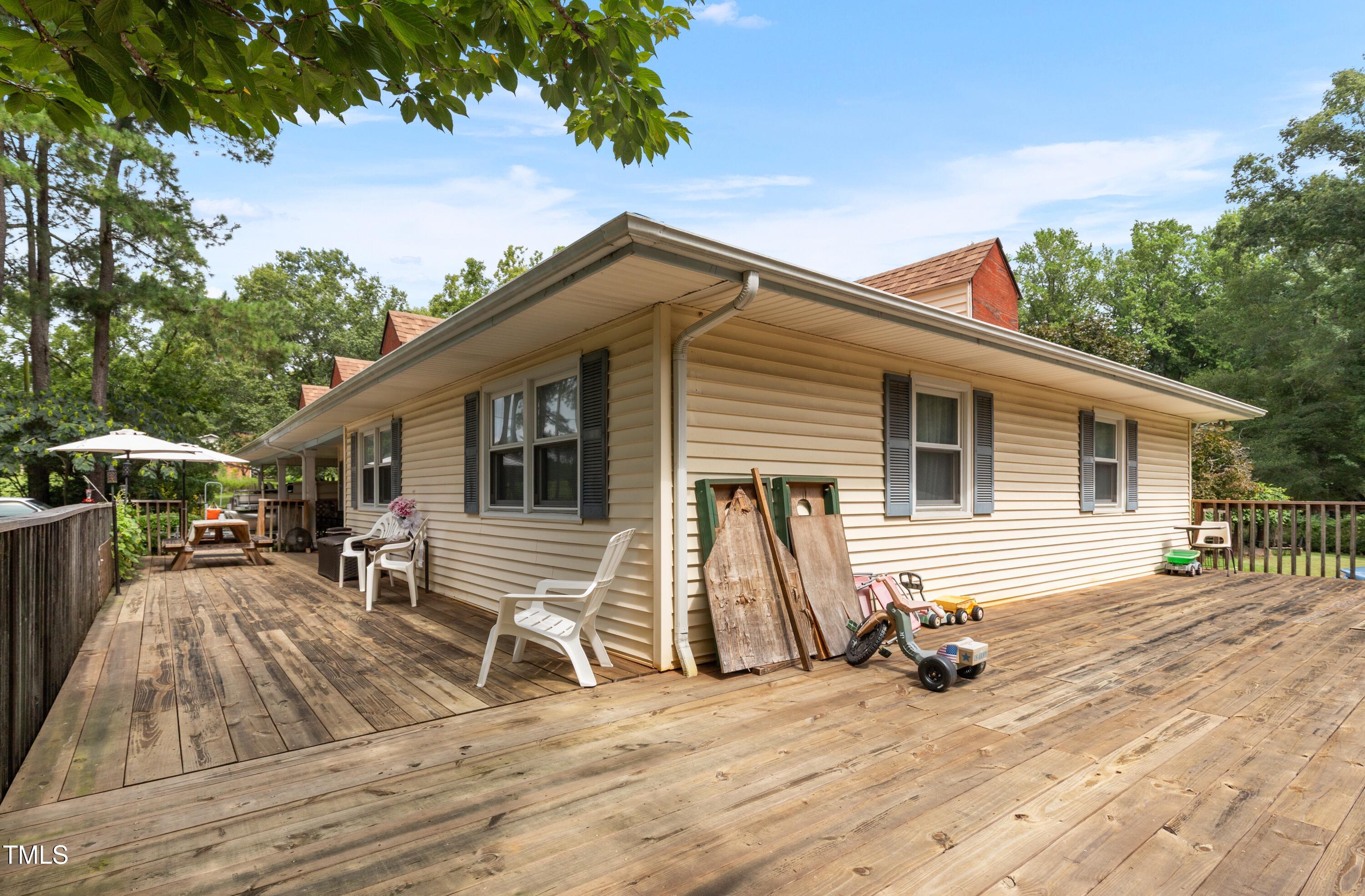429 Butts Road