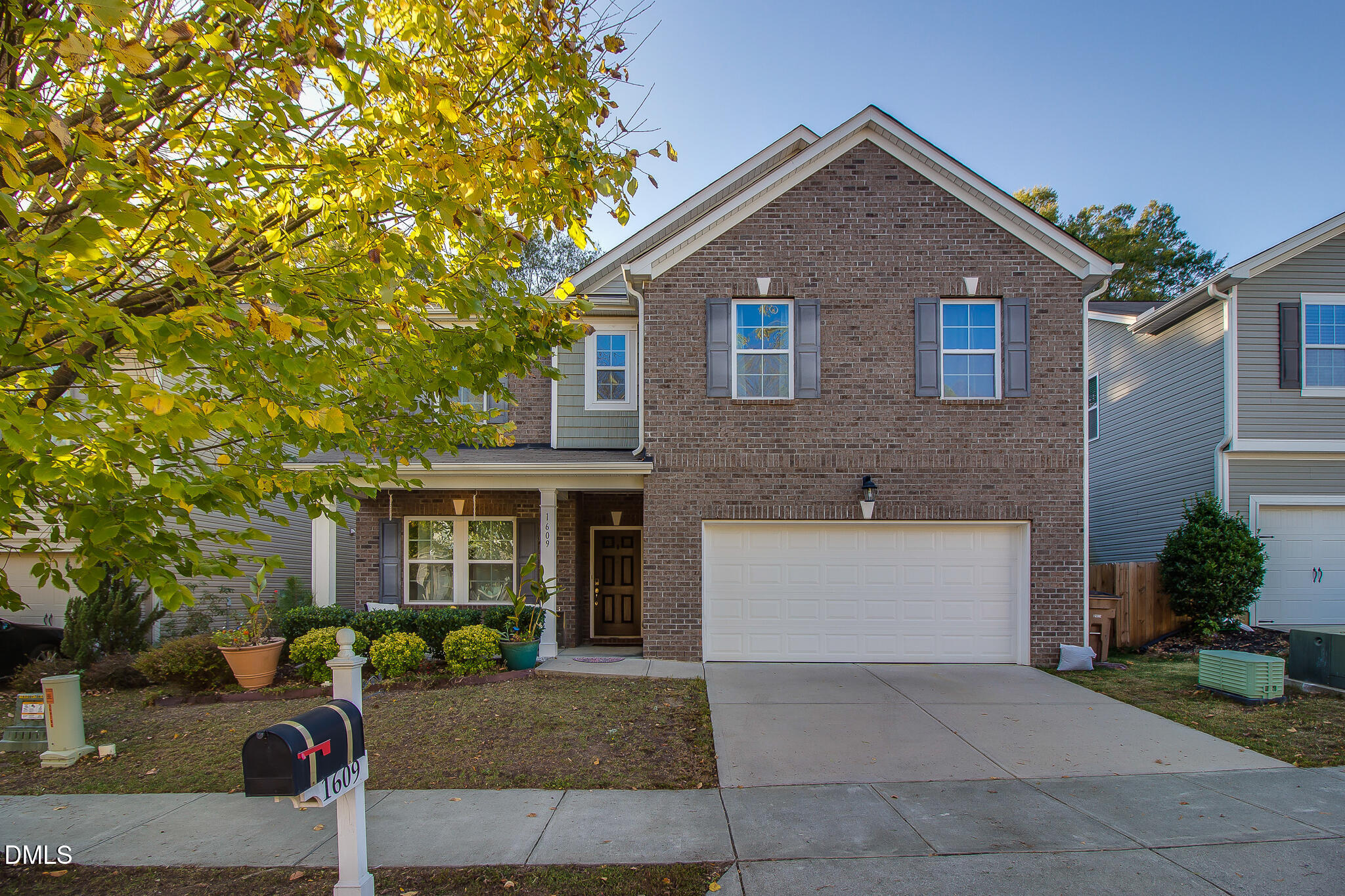 1609 Frog Hollow Way