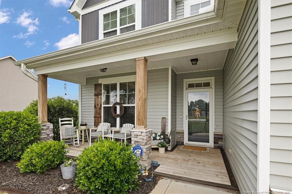 745 Pecan Grove Loop