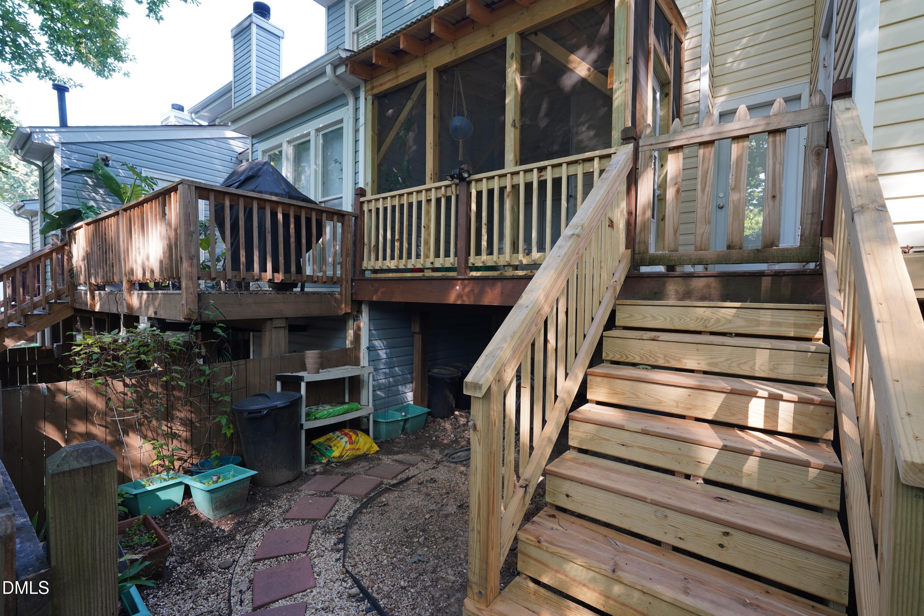 1636 Claiborne Court