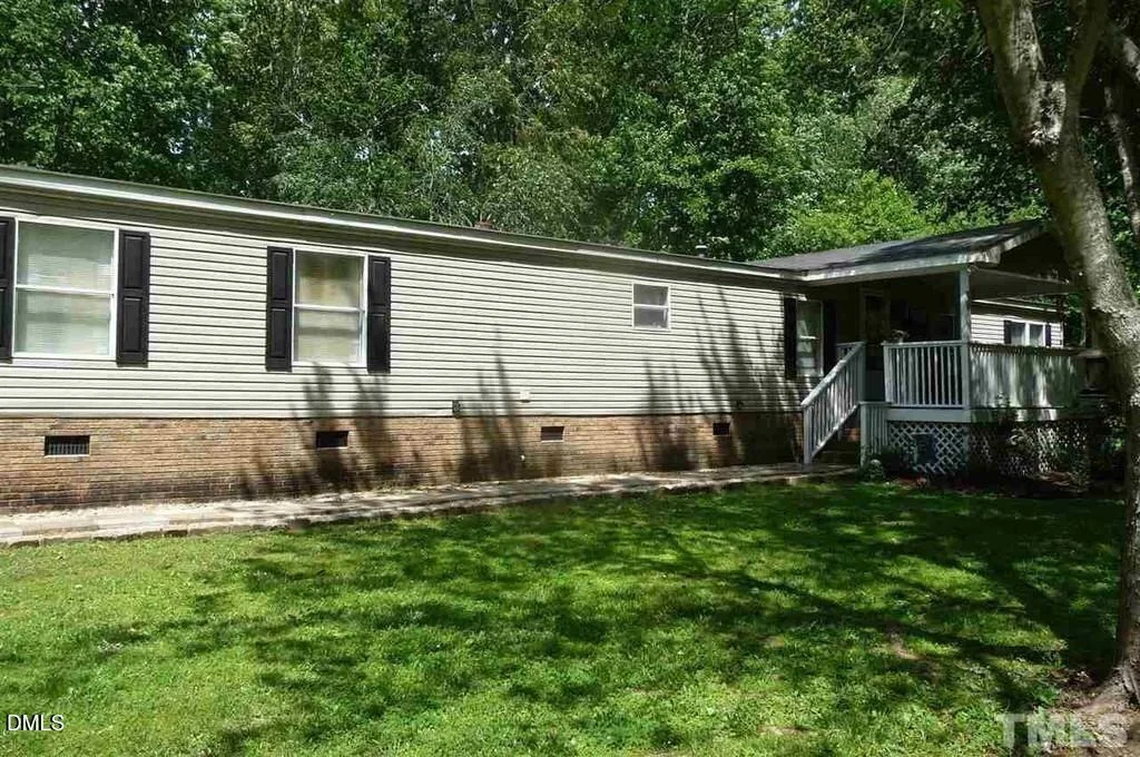 901 Split Rail Lane