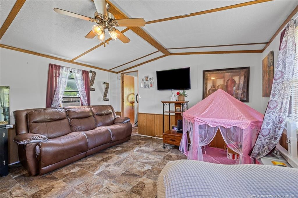 1322 Crenshaw Drive