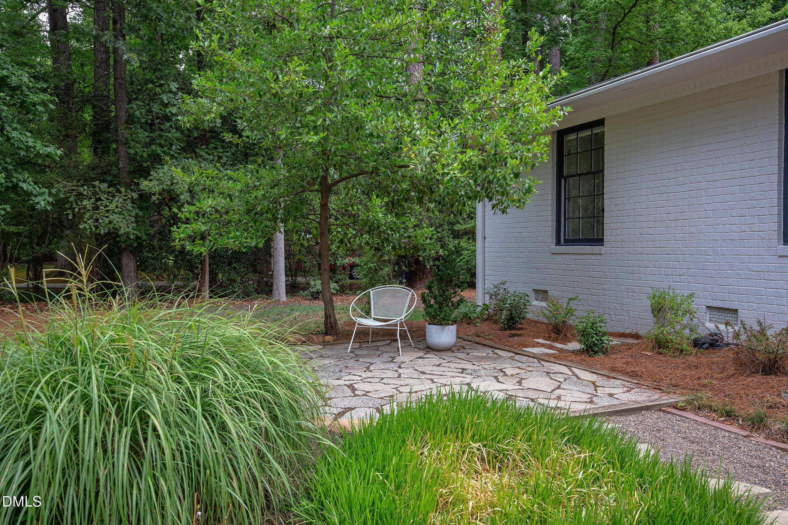 809 Tinkerbell Road