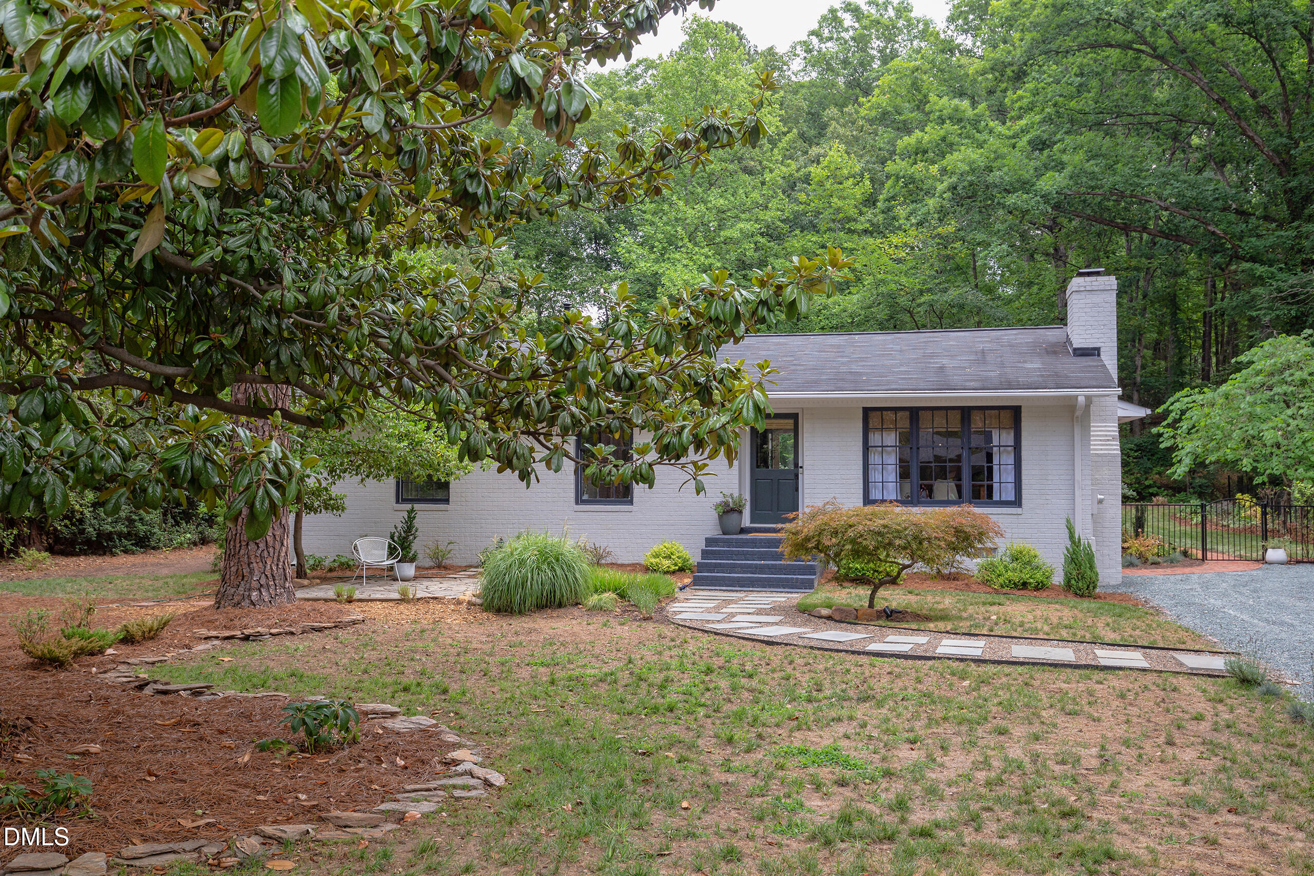809 Tinkerbell Road