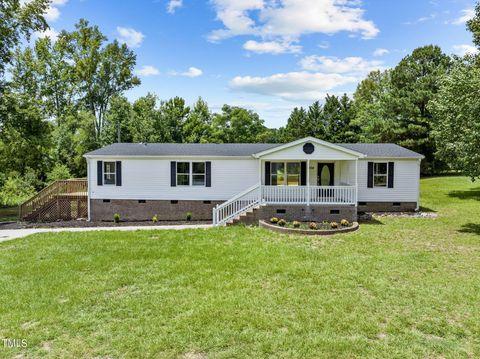 A home in Holly Springs