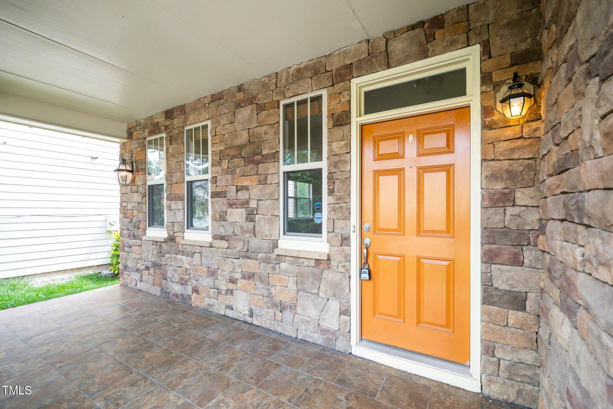 532 Front Ridge Drive