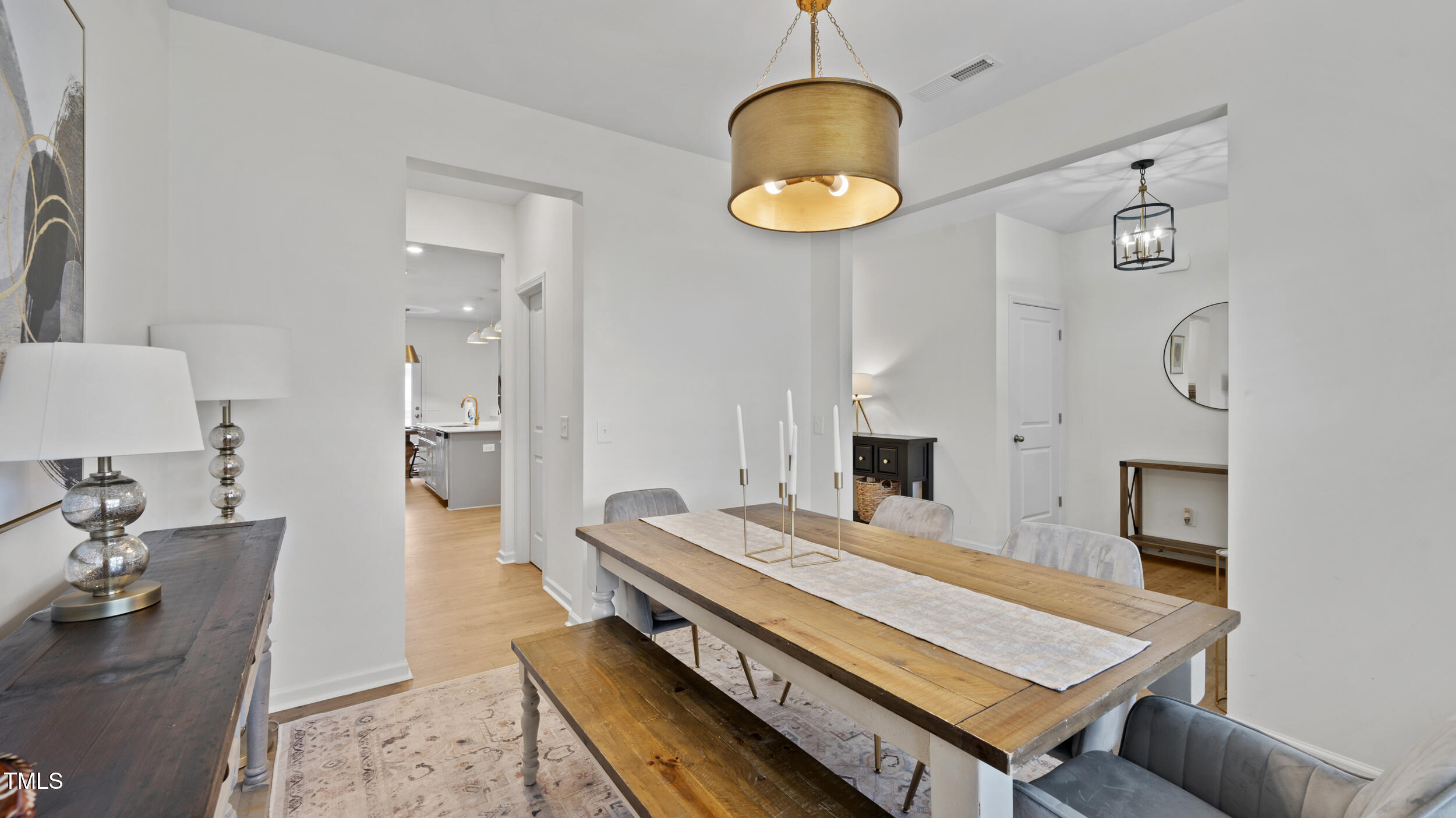 7129 Commodity Court