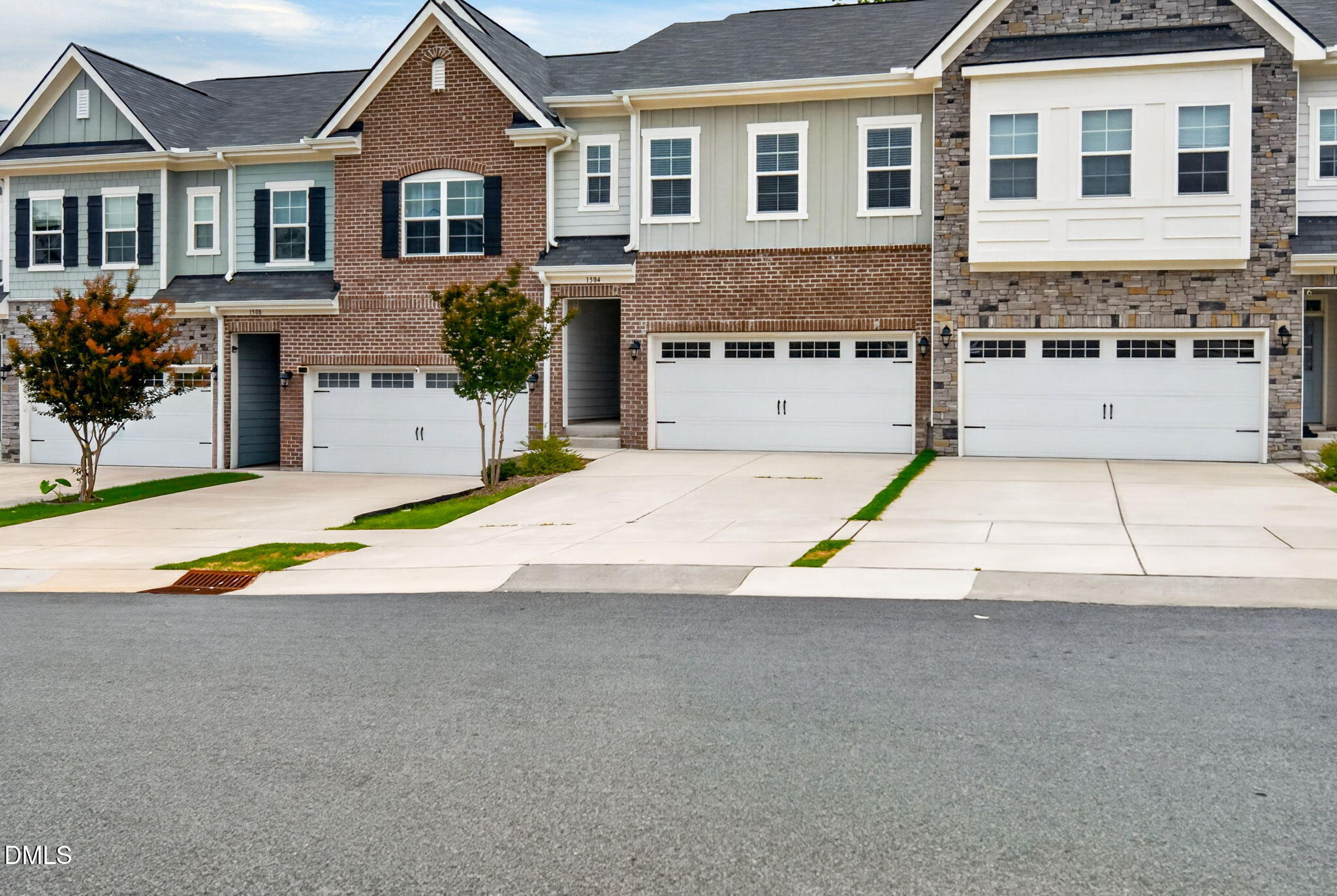 1504 Fairbury Lane