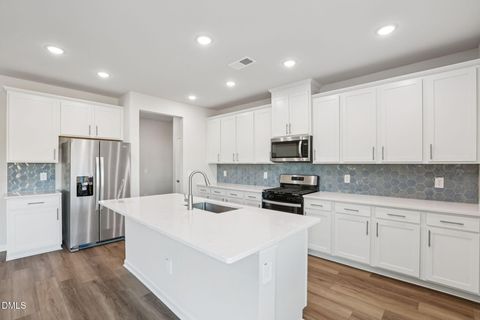 202 Thistle Patch Place Angier NC 27501