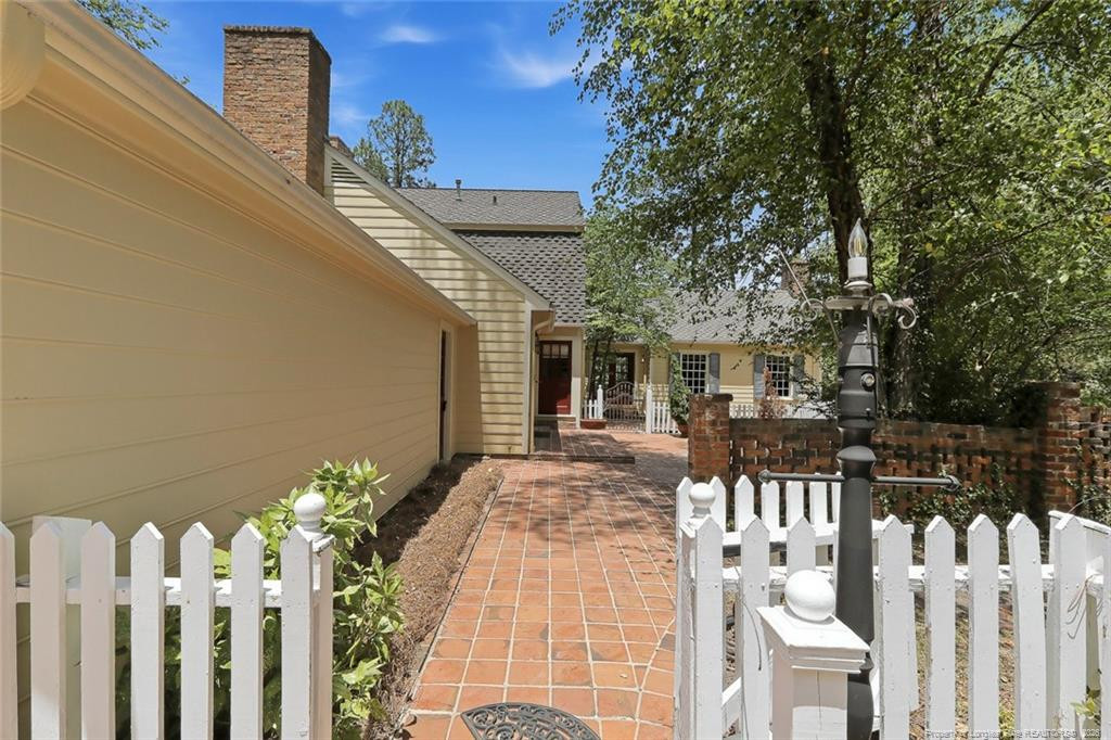 3415 Cemetery Road