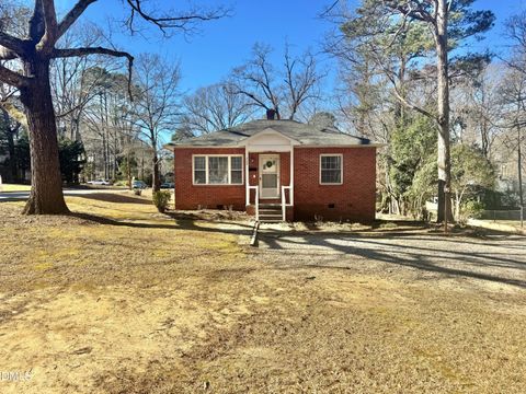 224 Clay Street Cary NC 27511