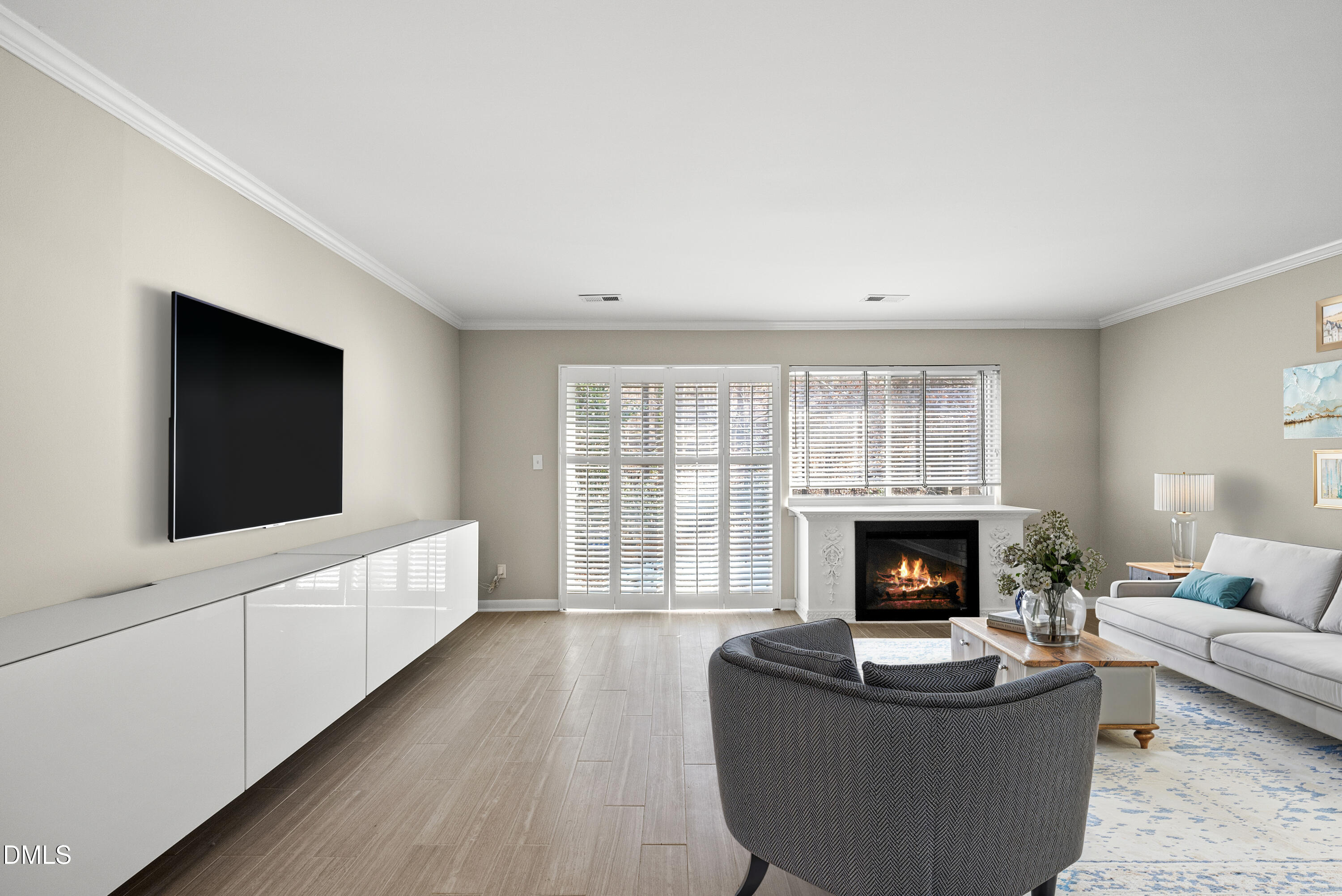 220 Elizabeth Street Apt A1