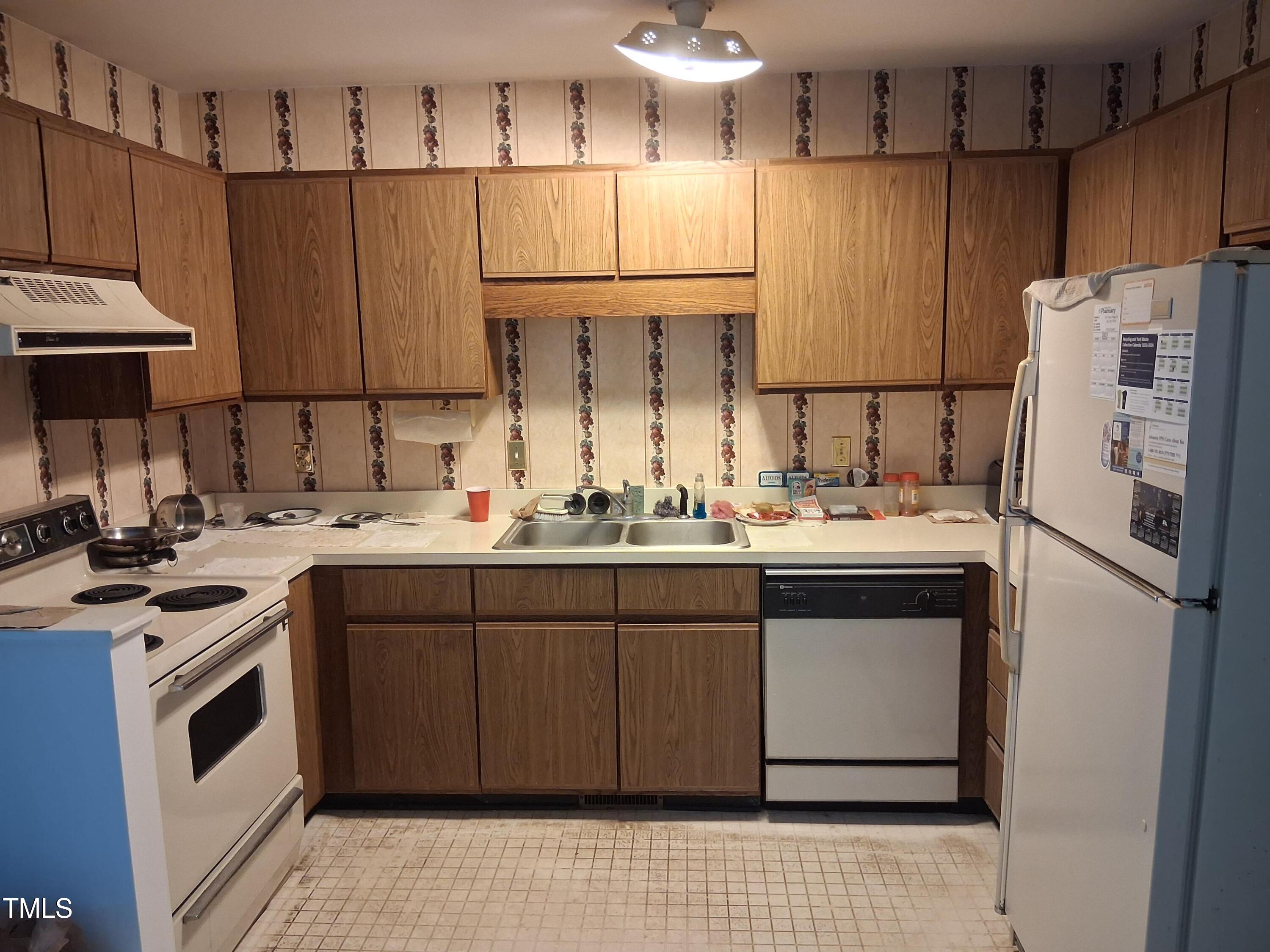 6014 Farm Gate Road