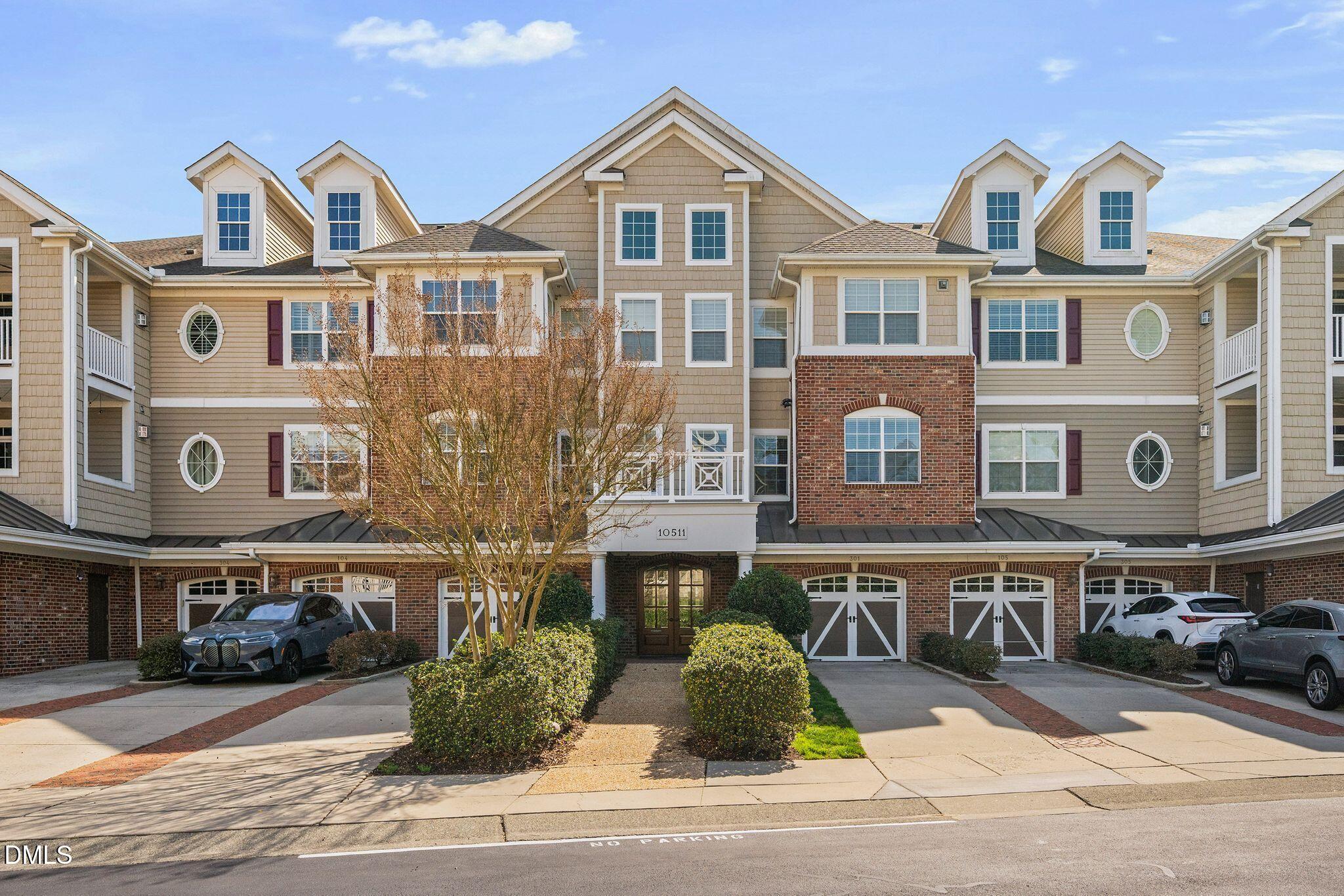 10511 Rosegate Court 305