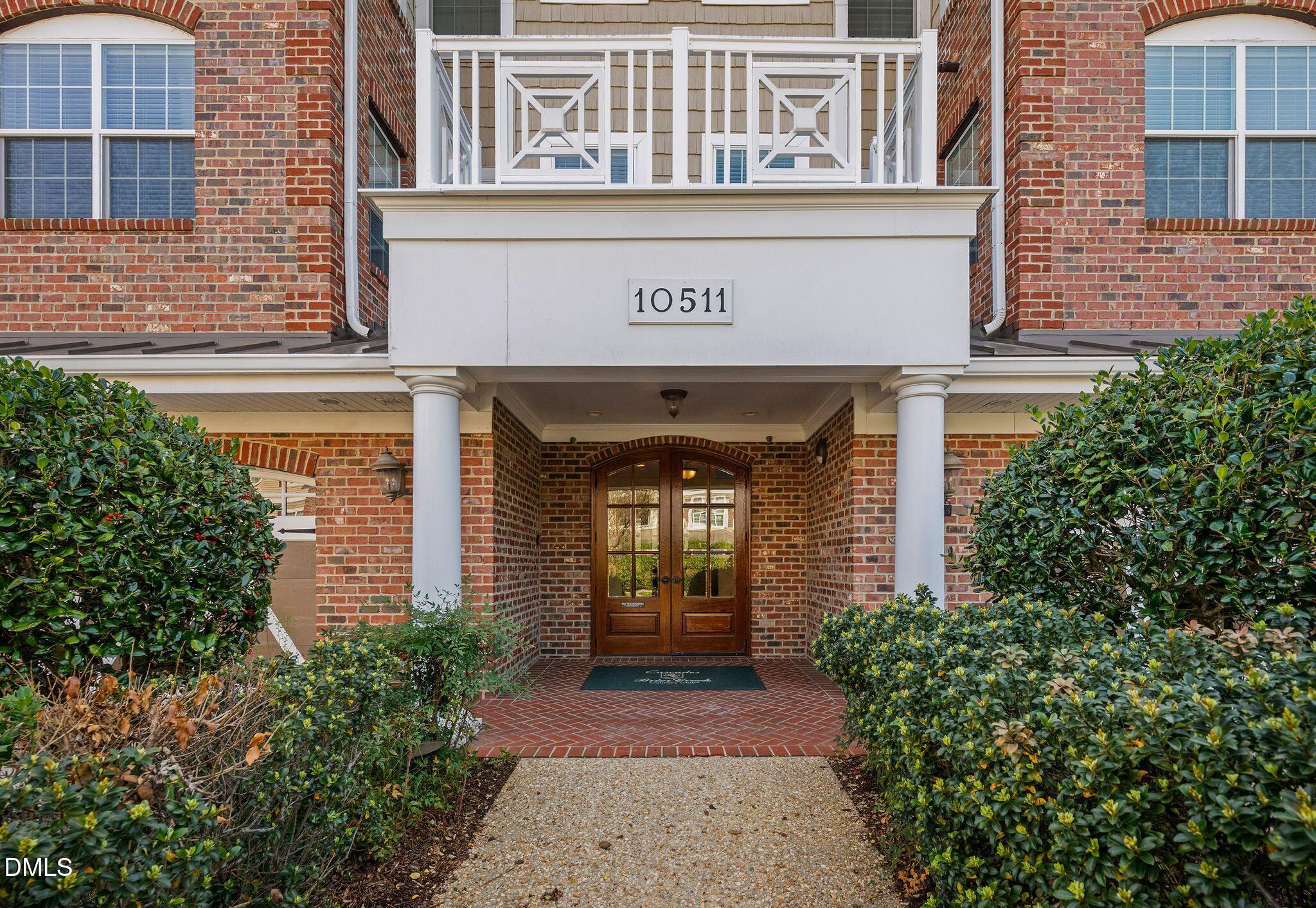 10511 Rosegate Court 305