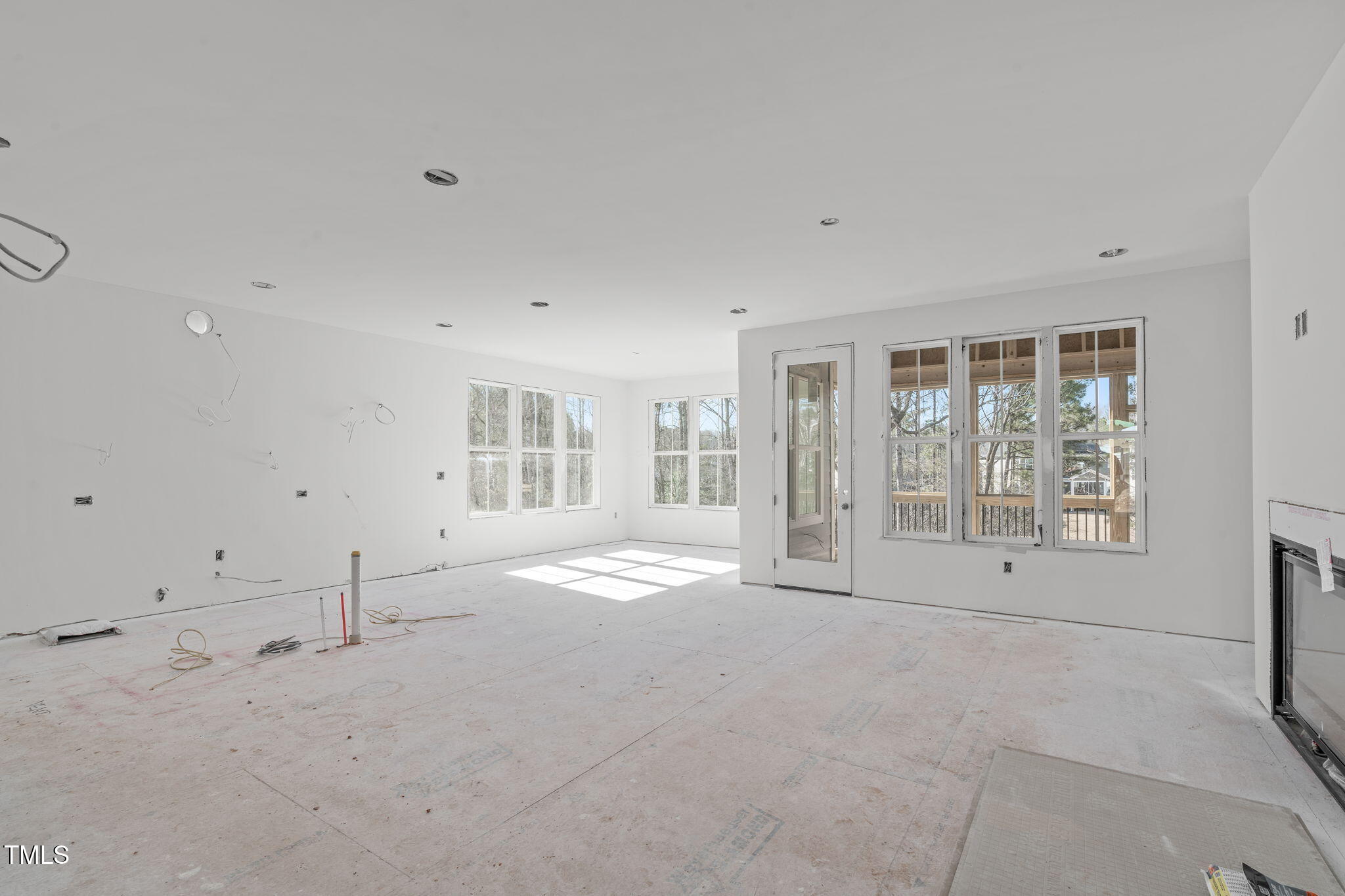 104 Pointe Park Circle
