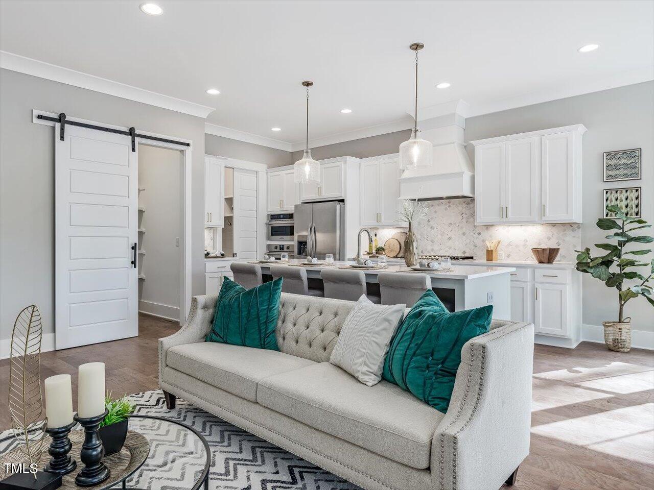 104 Pointe Park Circle