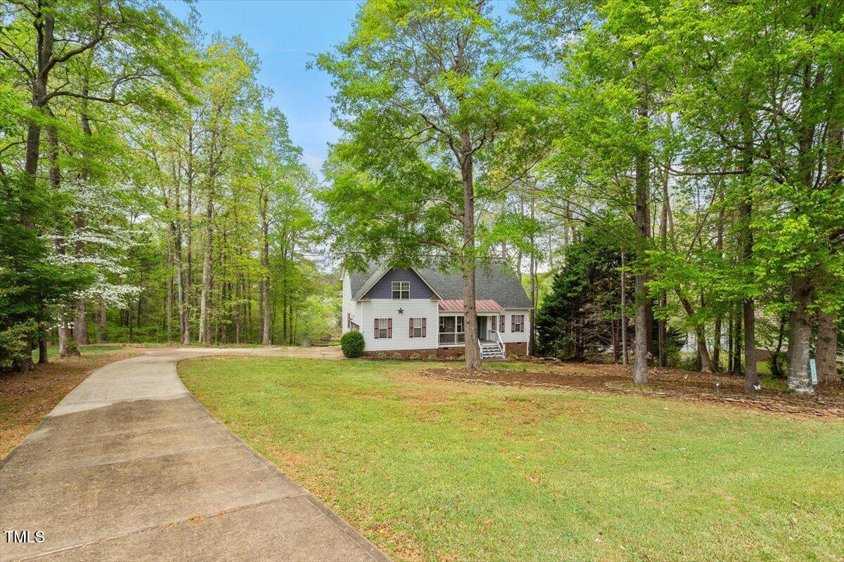 147 W Alex Drive