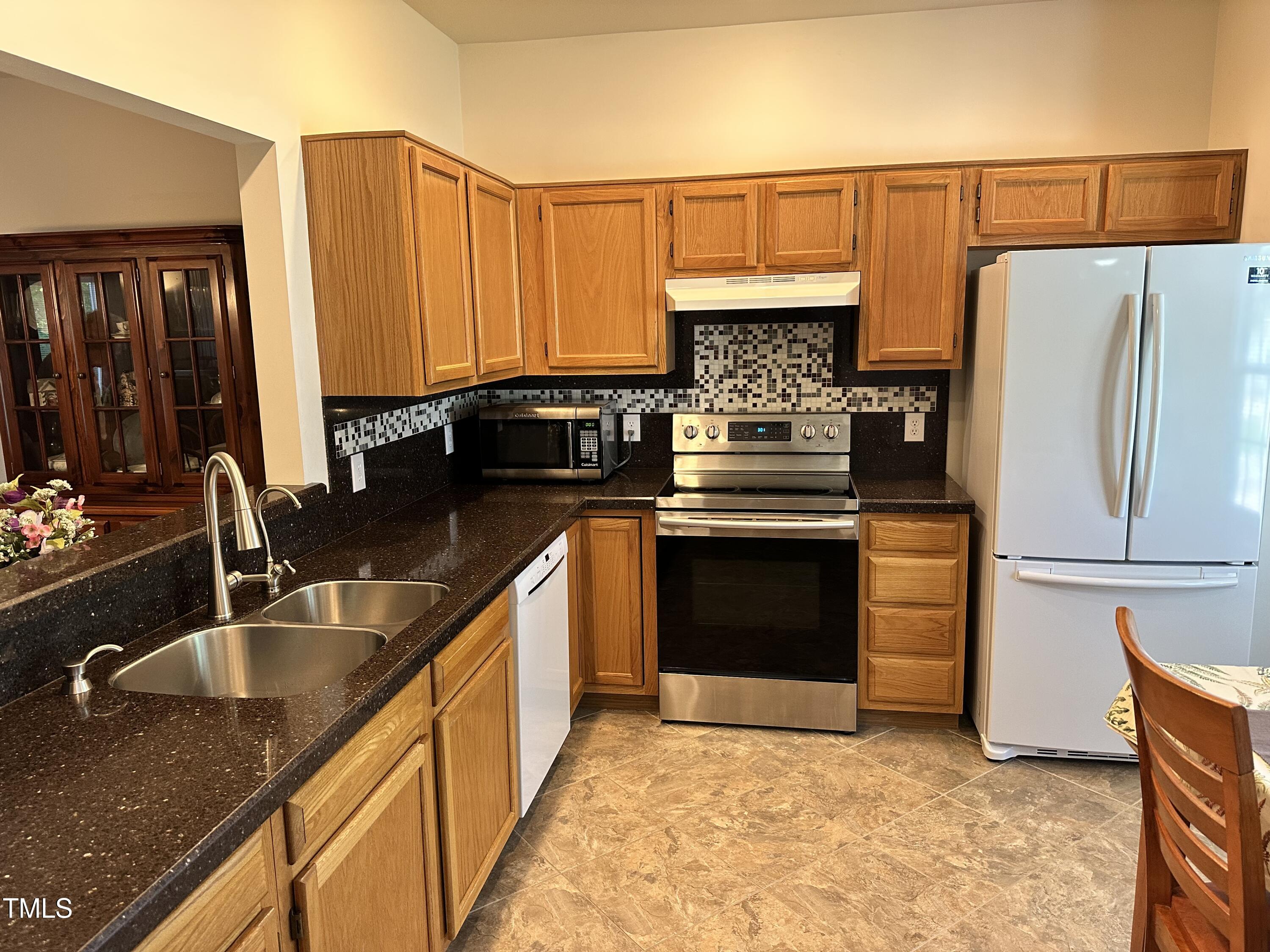 2528 Beech Gap Court