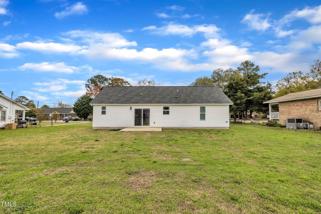 listing image 24