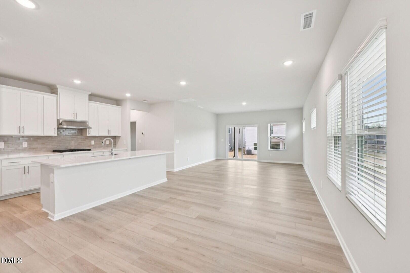 1041 Saint Lawrence Drive