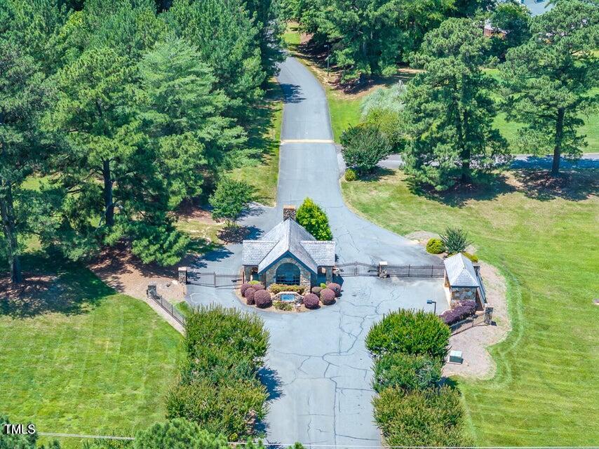 12117 Cliffside Circle