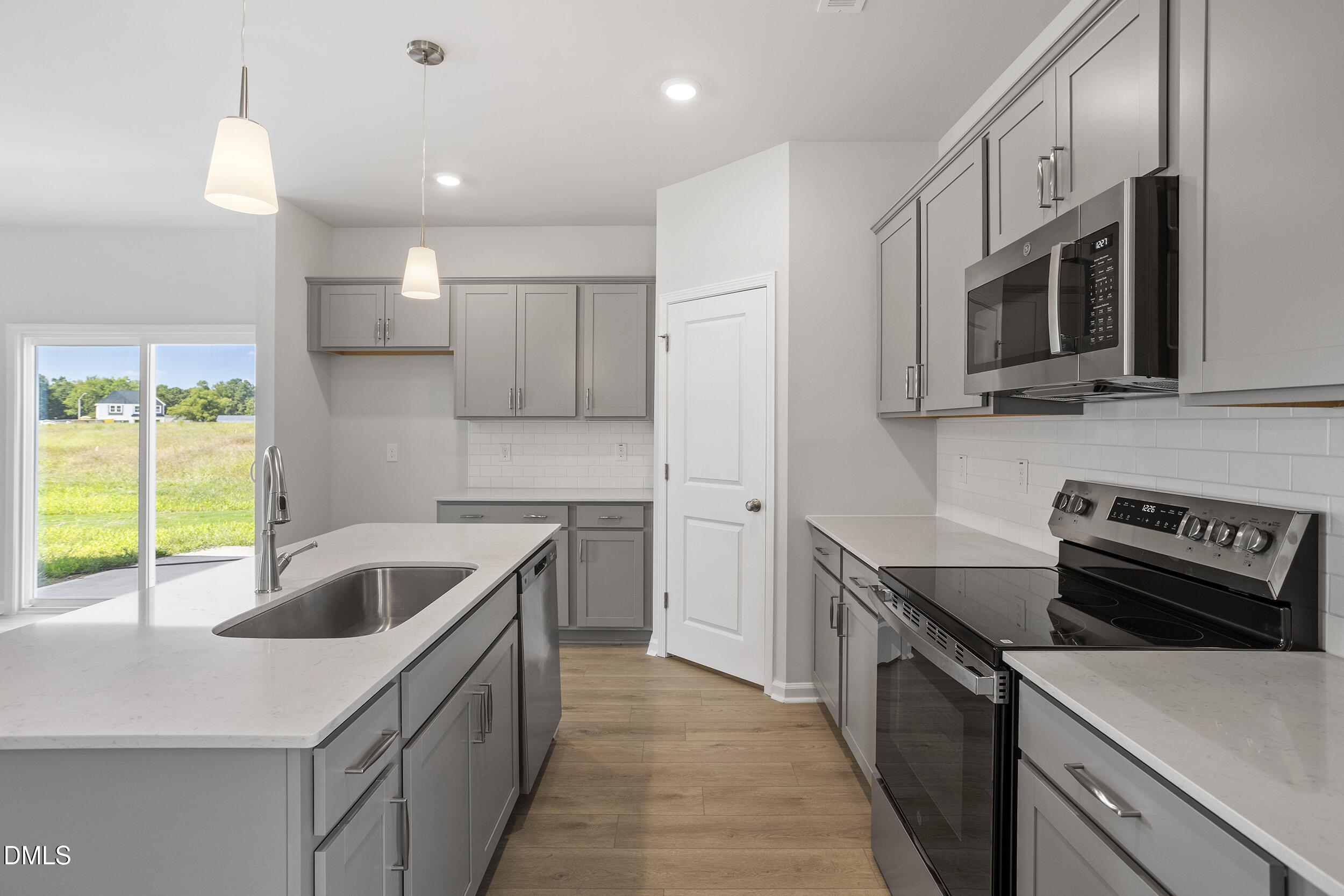 24 Osgood St. Street Lot 14