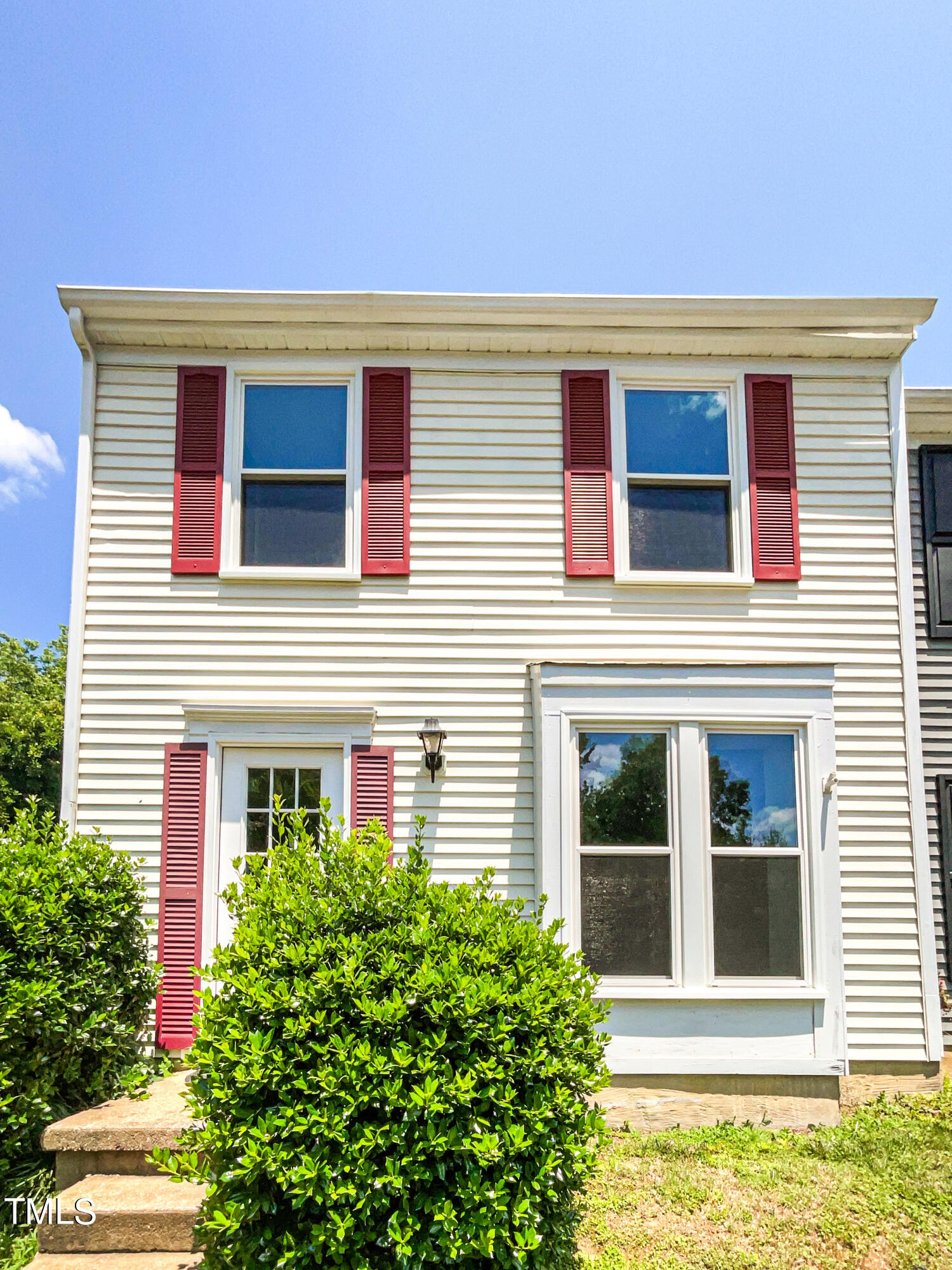 View Cary, NC 27513 townhome