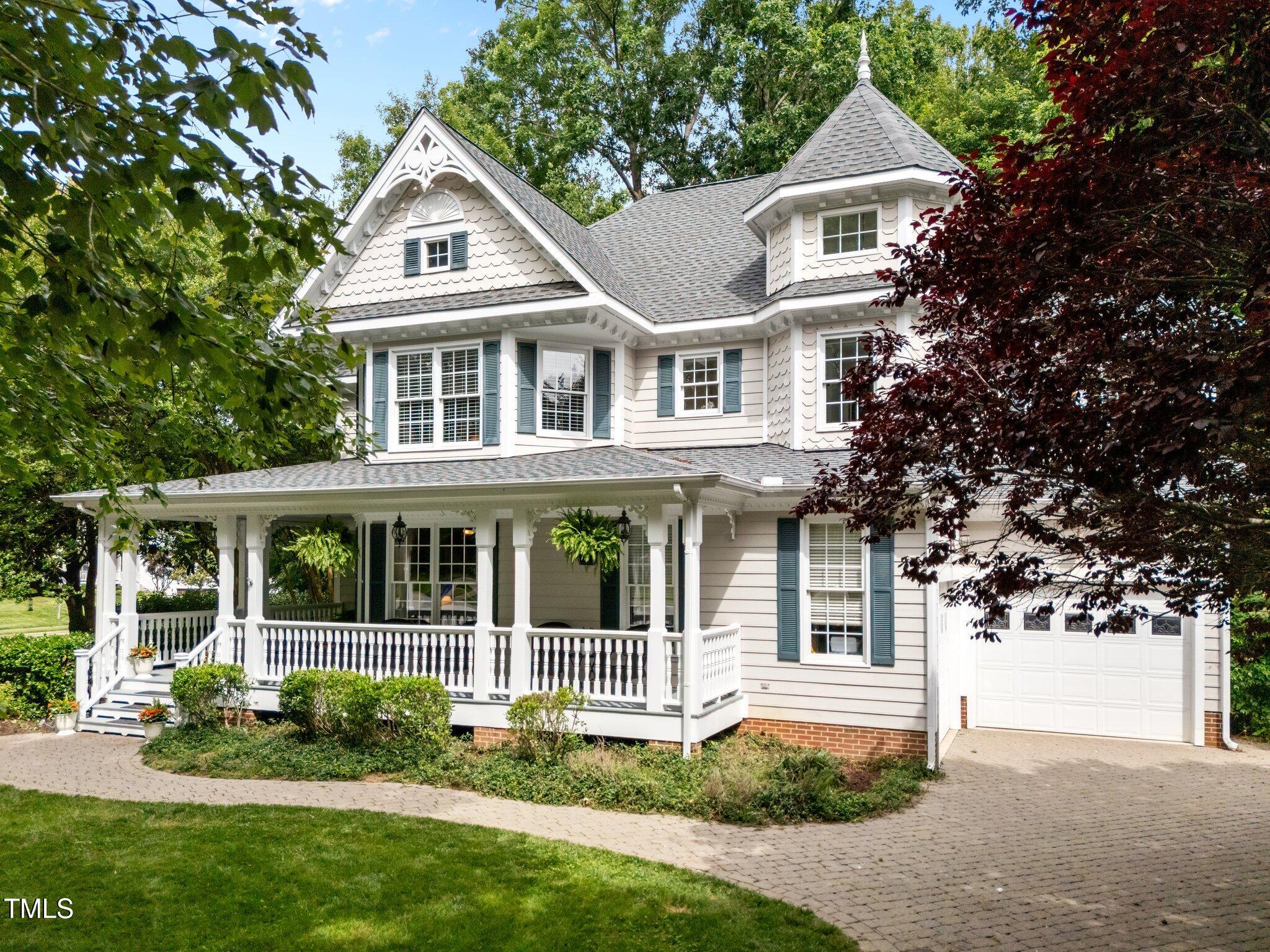 1702 McRae Place