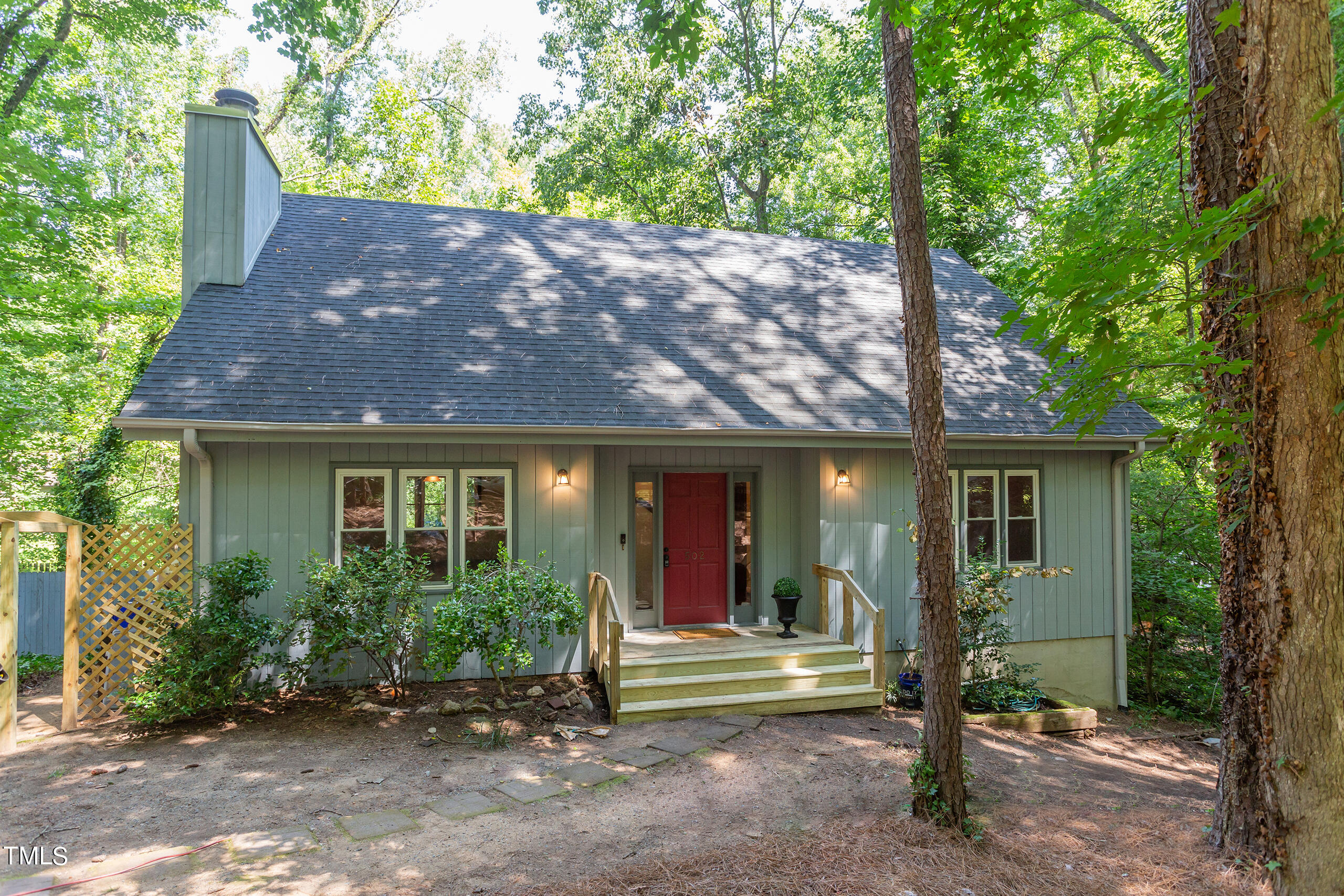 View Chapel Hill, NC 27516 house