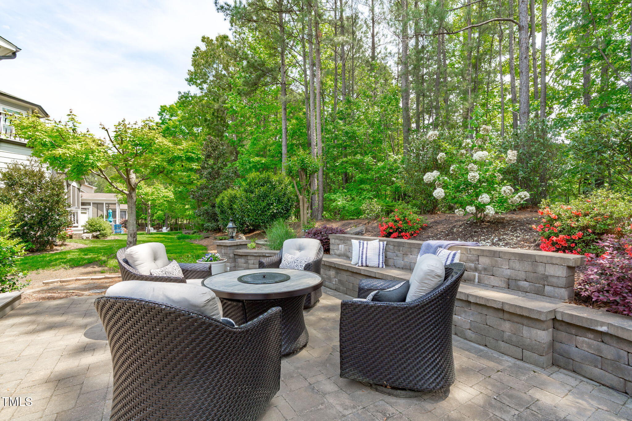 525 Morning Oaks Drive